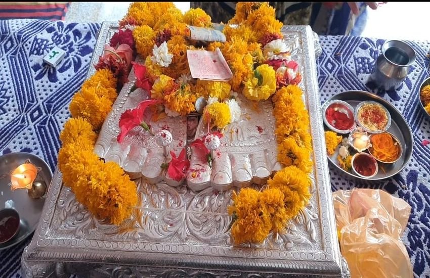 श्रीरामाच्या पादुकांची आज पालखीतून प्रदक्षिणा