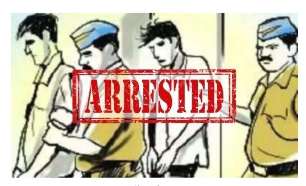 देहूरोड येथे तडीपार गुंडाला बेकायदेशीर शस्त्र बाळगल्याप्रकरणी अटक