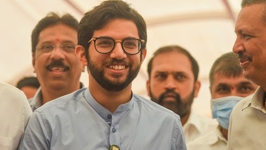 कसाबला ही एवढं सुरक्षा नव्हती एवढी बंडखोर आमदारांना होती : आदित्य ठाकरे