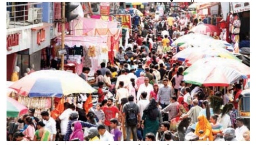 गणेशोत्सवाच्या पार्श्वभूमीवर पिंपरी मार्केटमध्ये रविवार बनला गर्दीचा सुपर संडे