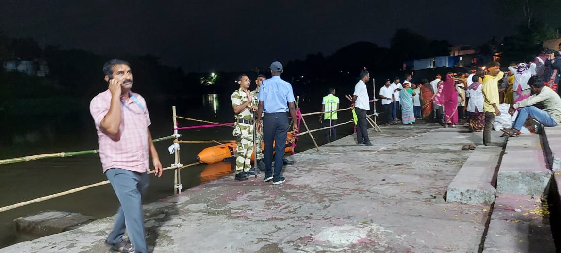 पवना धरणातून पाणी सोडल्याने नदीमध्ये मूर्ती विसर्जनास बंदी