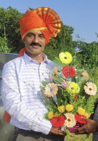 अशोक काळे यांना जिल्हास्तरीय गुणवंत शिक्षक पुरस्काराने सन्मानित