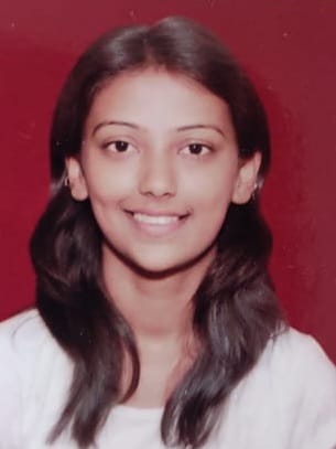 वृत्तपत्र विक्रेत्याच्या मुलीचा अटकेपार झेंडा, इंग्लंडमध्ये कंपनीत उच्च पदावर संधी