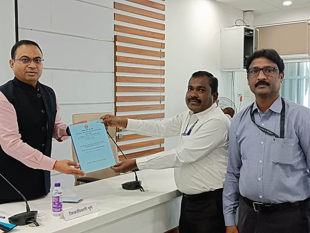 भूजल आराखड्यातील बाबींवर प्राधान्याने अमंलबजावणी - जिल्हाधिकारी डॉ. राजेश देशमुख