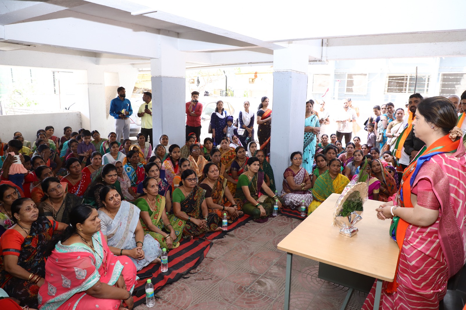 भाजपच्या उमेदवार अश्विनी लक्ष्मण जगताप यांच्यासाठी महिला मतदारांचा एल्गार