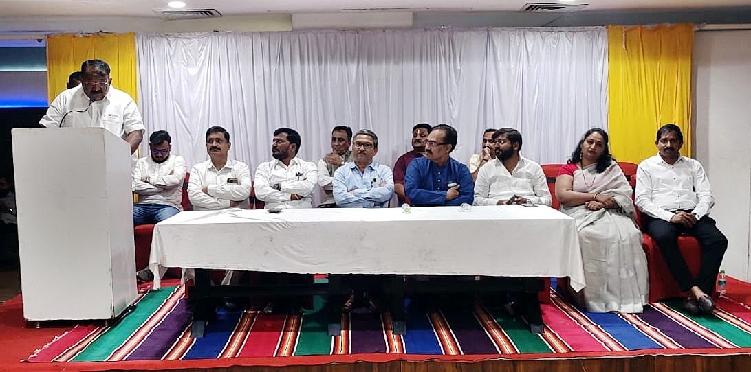 'आम्ही नाना काटेंच्या विजयासाठी जीवाचे रान करू !'  व्यापारीवर्गाने केला निर्धार