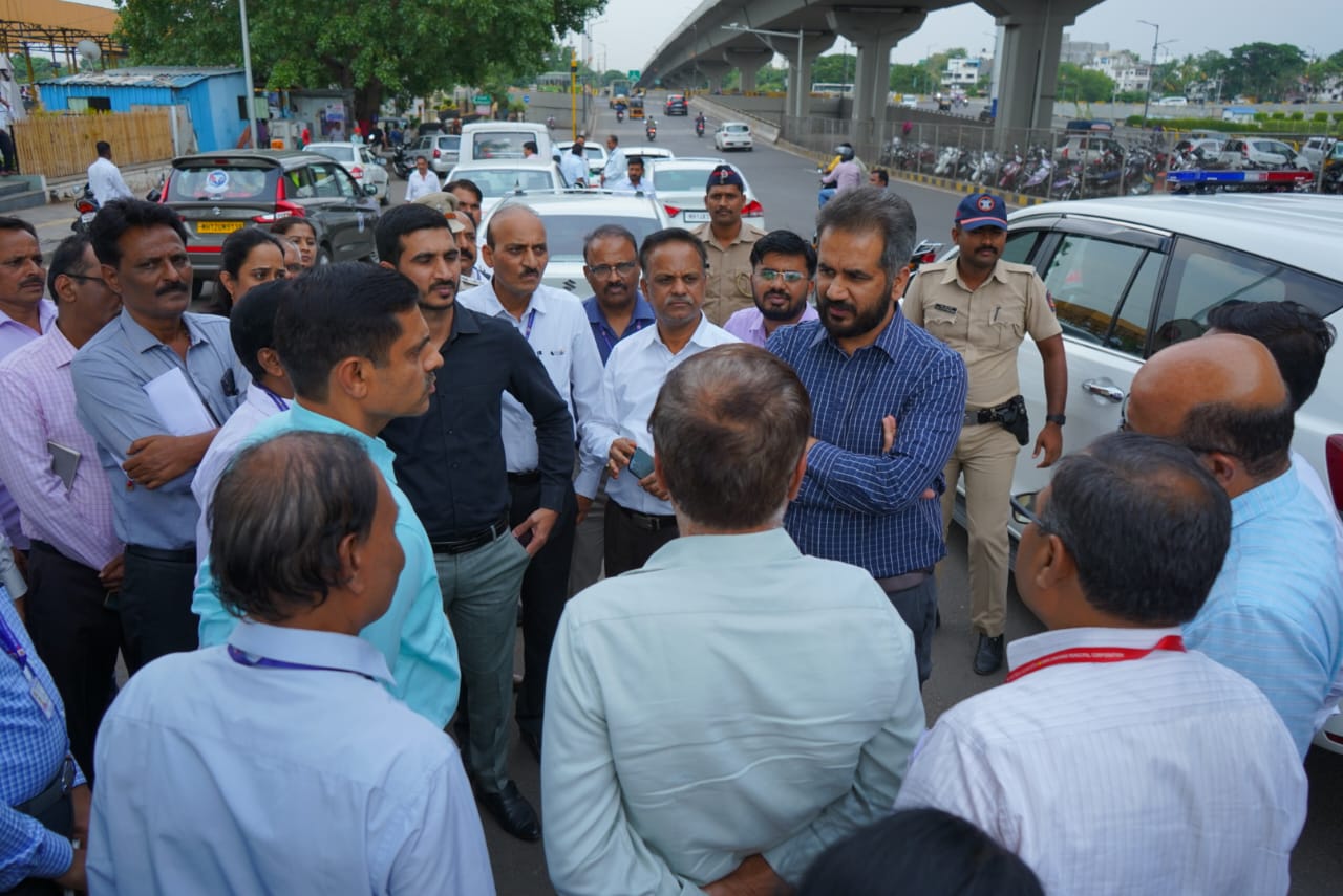 पालखी सोहळ्याच्या अनुषंगाने आयुक्त शेखर सिंह यांनी केली पाहणी