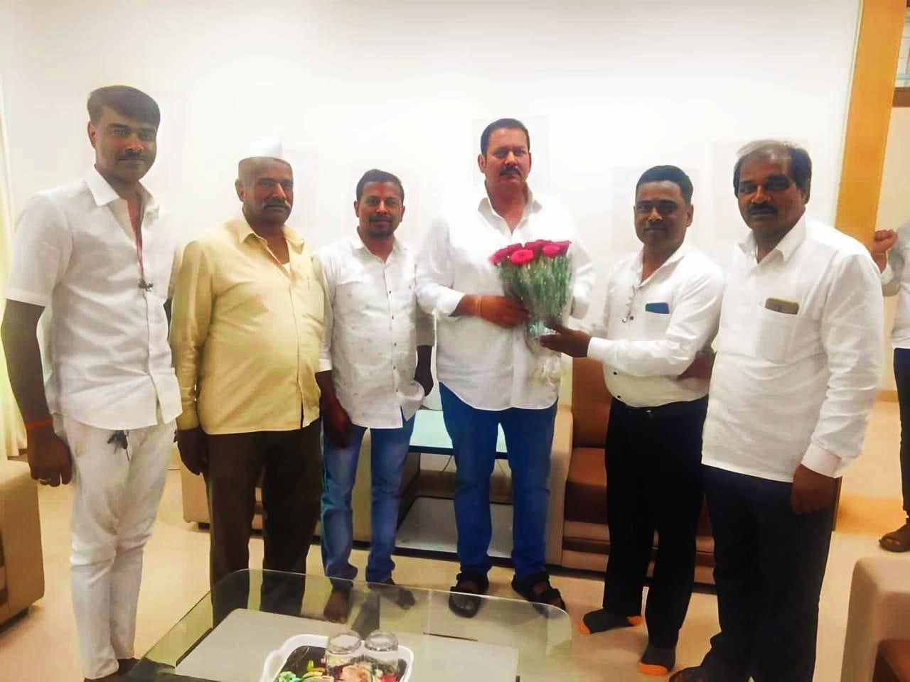 एक्सप्रेस हायवेवर पश्चिम महाराष्ट्रातील कामगारांच्या समस्यासाठी खासदार उदयनराजे भोसले पुढाकार घेणार