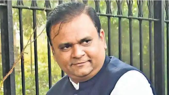 विधानसभा अध्यक्षांनी शिंदे गटाच्या ४० आमदारांना बजावली नोटीस