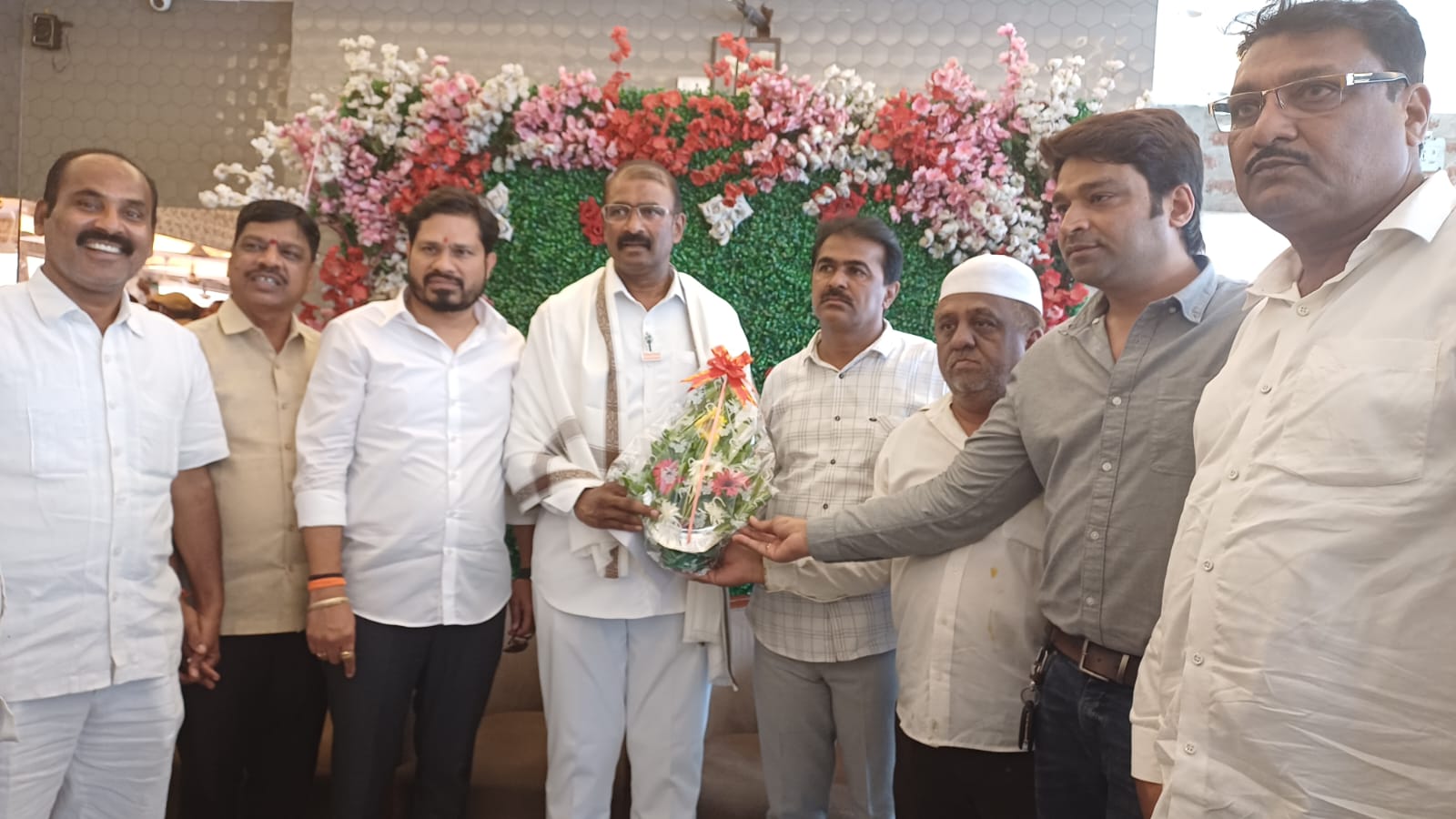 शेकापच्या पदाधिकाऱ्यांचा शब्द, मावळात फक्त 