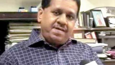 पत्रकार केतन तिरोडकर यांना अटक