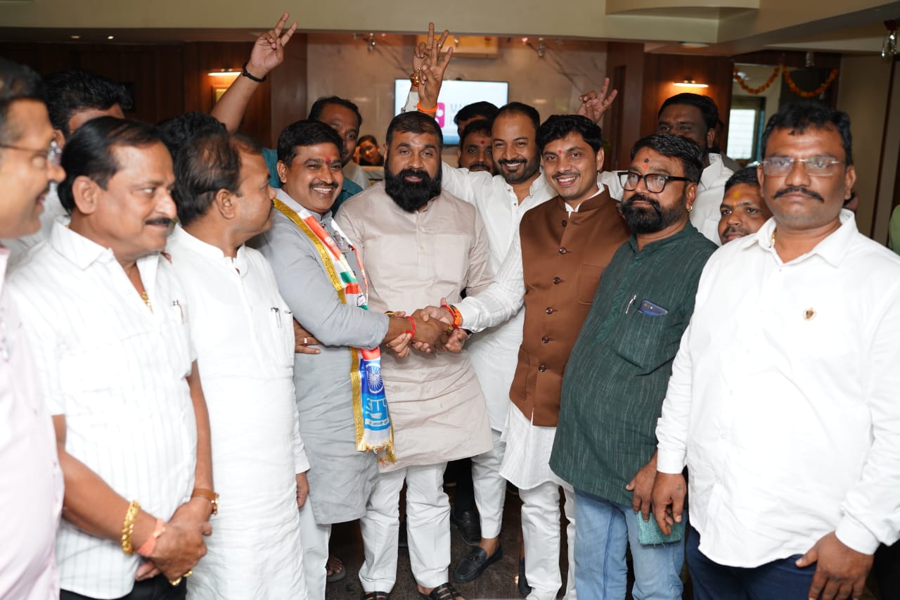 ठरलं तर! अजित गव्हाणे भोसरीचा गड रवी लांडगे यांच्या सोबतीने काबीज करणार