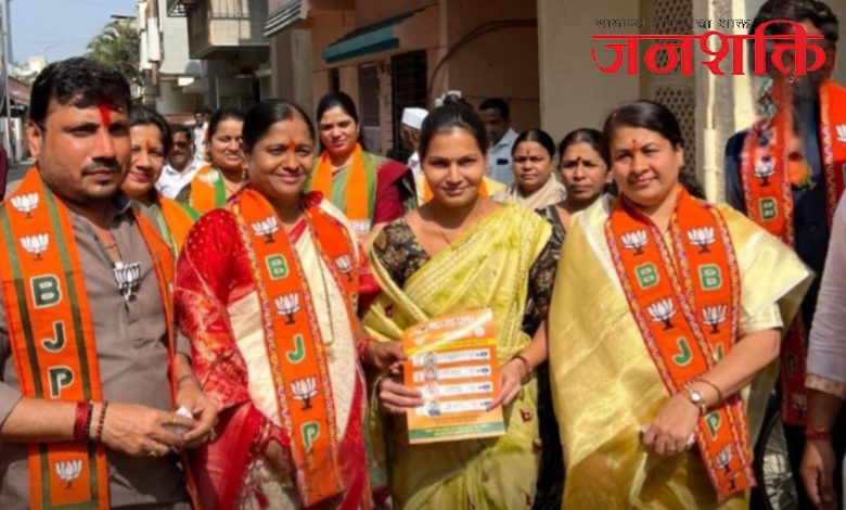 अनिता काटे यांची प्रचारात आघाडी, होम टू होम प्रचाराची रणनीती सफल