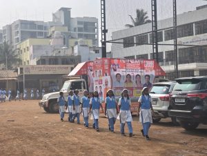 प्रभाग क्रमांक ८ मध्ये भाजपच्या अधिकृत सर्व उमेदवारांना मतदान करा....     प्रचारफेरीत अभिषेक मडिगेरी यांचे मतदारांना आवाहन..